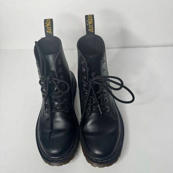 Dr. Martens black ankle boots size 6 - Picture 3 of 7